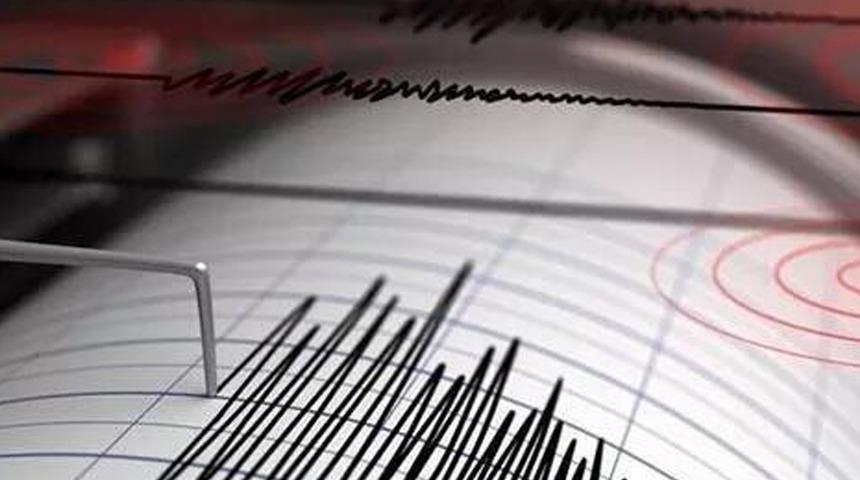 Endonezya’da 5.9 büyüklüğünde deprem