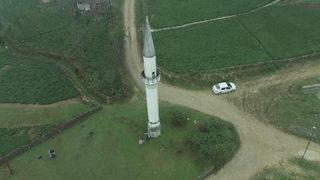 İlk kez gören dönüp bir daha bakıyor! Minare var camisi yok