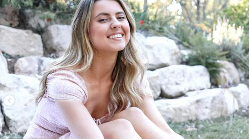 Sosyal medya fenomeni Bree Lenehan, estetik iddialarını eski fotoğraflarını paylaşarak yalandı