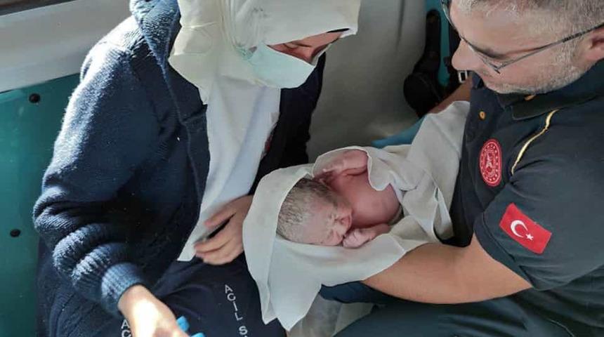 Bakan Koca paylaşmıştı! 'Aceleci bebek' ve annesinin sağlık durumuyla ilgili açıklama