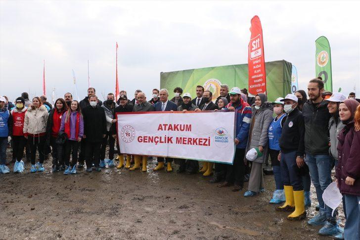 Karadeniz Bölgesi'nde binlerce fidan toprakla buluşturuldu G2