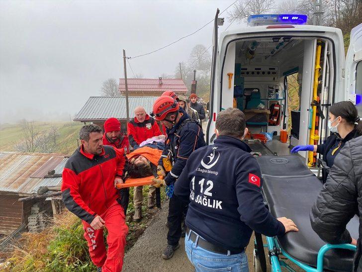 Rize'de kurtarma çalışmasına katılan jandarma aracı uçuruma yuvarlandı G4