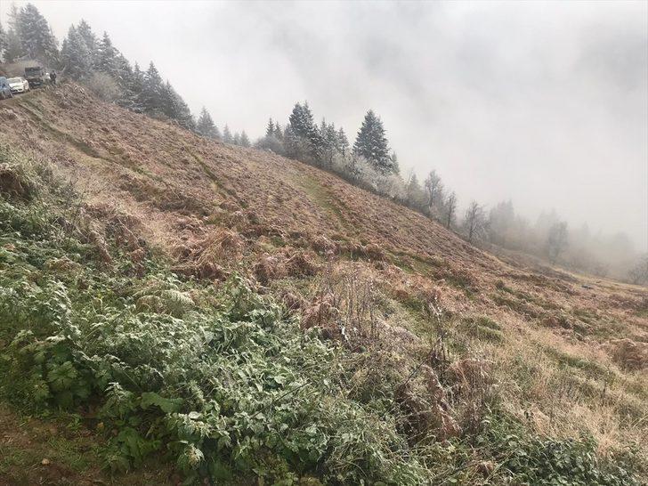 Rize'de kurtarma çalışmasına katılan jandarma aracı uçuruma yuvarlandı G5