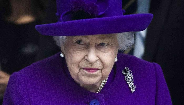 İngiltere Kraliçesi II. Elizabeth'ten 1 ay sonra bir ilk