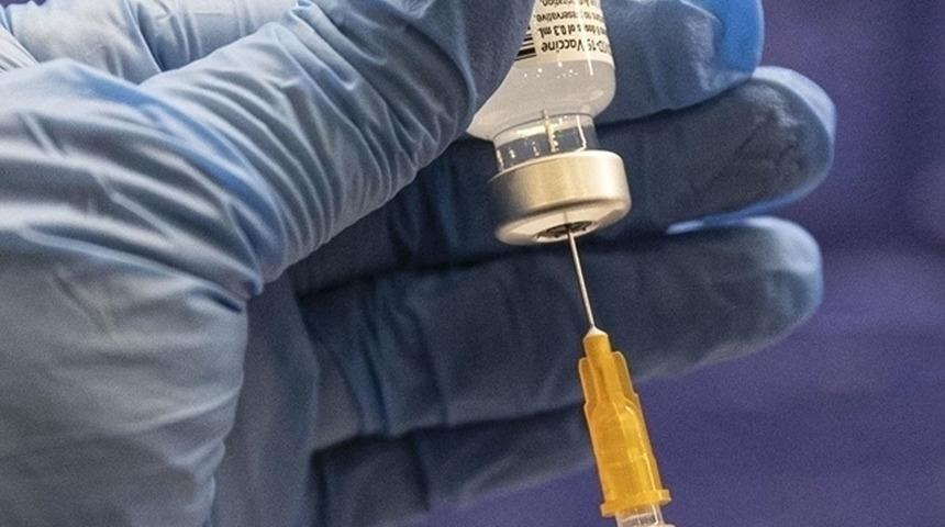 Japonya'da Pfizer, takviye doz için onay aldı