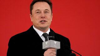 Görüntüsü sızdı: Elon Musk, Apple'a rakip oluyor! Satın alır mısınız?