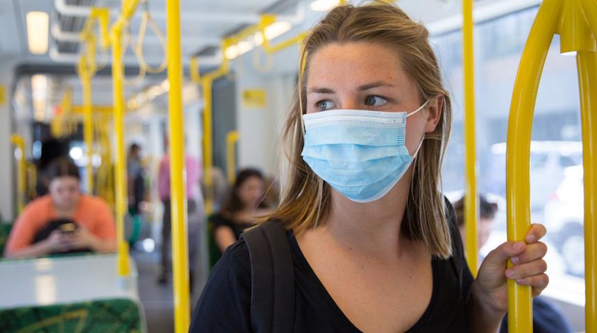 Ülkede vaka sayısında rekor! Aşı olmayanlara sokağa çıkma yasağı geliyor