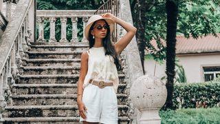 Koltuk altı, manşeti sararan kıyafetleri ilk günkü gibi yapmanın yolları