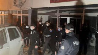 Boşanma aşamasındaki eşini vahşice ezerek öldürmüştü! Pes dedirten savunma