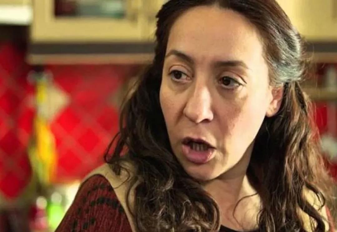 Kırmızı Oda'nın yıldızı Binnur Kaya'nın kardeşi de &uuml;nl&uuml; &ccedil;ıktı