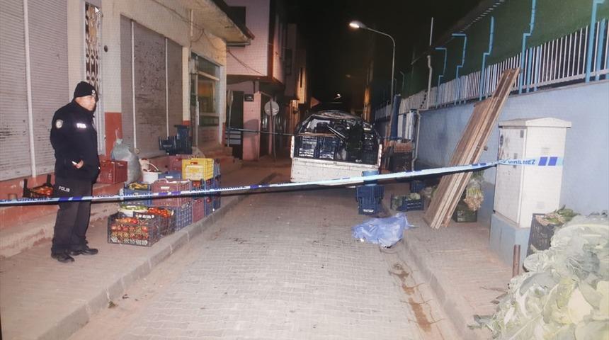 İzmir'de yanından çalışan işçi tarafından darbedilen pazarcı hayatını kaybetti