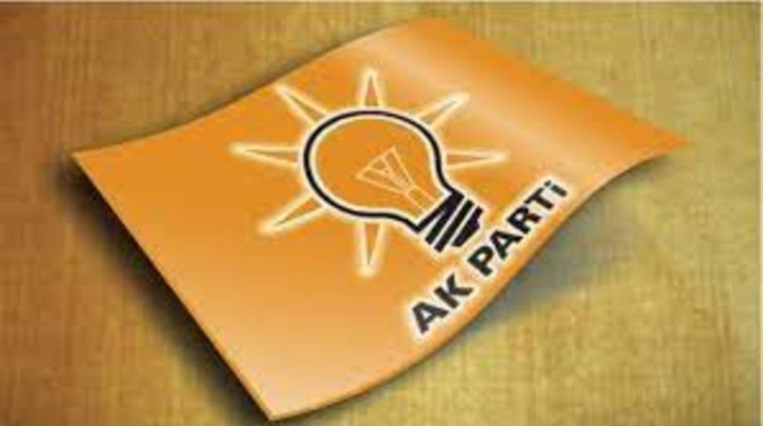 AK Parti'de istifalar