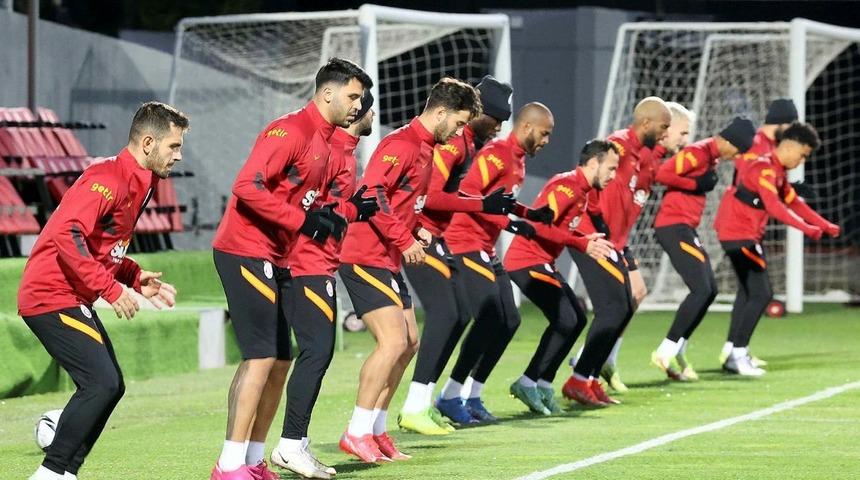 Galatasaray Bursaspor hazırlık maçı canlı izle! GS Bursa hazırlık maçı hangi kanalda?