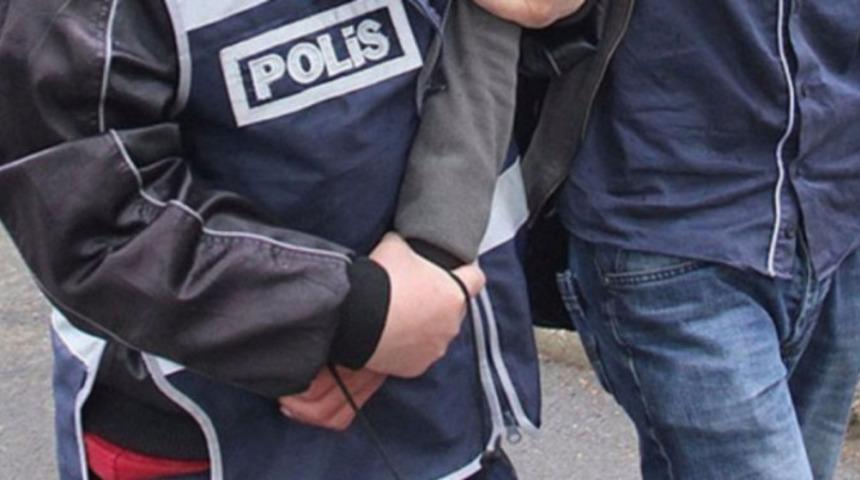 Otomobil kiralayıp soygun yaptılar