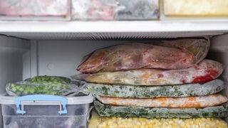 Yanlış yöntemler besin zehirlenmesine sebep olabilir! Dondurucudan çıkarılan gıdalar nasıl çözdürülmeli?