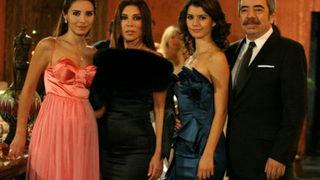 Aşk-ı Memnu’nun yıldızı Nur Fettahoğlu’ndan yatak pozu