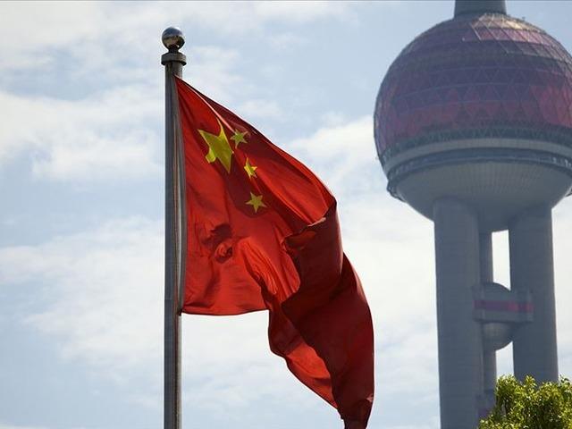 Çin'de yaklaşık 200 milyon yıl öncesine ait dinozor ayak izleri bulundu