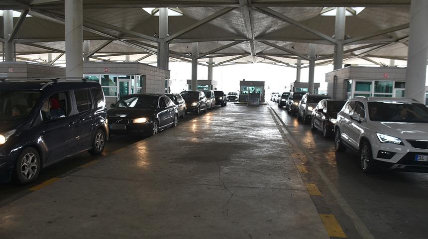 T&uuml;rk Cumhurbaşkanı adayına destek i&ccedil;in yollara d&uuml;şt&uuml;ler!