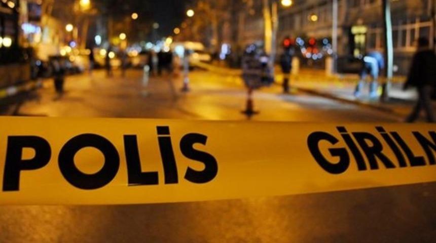 İstanbul K&uuml;&ccedil;&uuml;k&ccedil;ekmece'de bir binanın girişine ses bombası atıldı