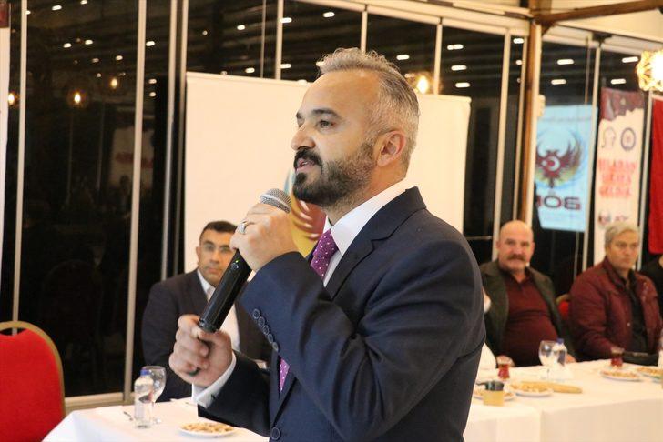 Siirt'te emniyet teşkilatı mensupları ve üniversite öğrencileri "sıra gecesinde" buluştu G3