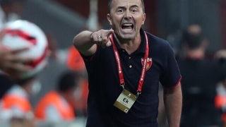 Karadağ'ın hocasından olay sözler: Türkiye'den puan alacağız