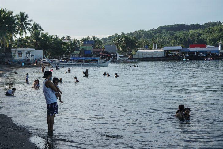 Filipinler'de yeni koronavirüs kararı! Kısıtlamaları gevşetiyor G2