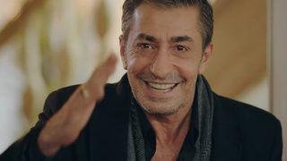 Sana Söz'ün yıldızı Erkan Petekkaya aşka geldi! Karısıyla videosuna yorum yağdı