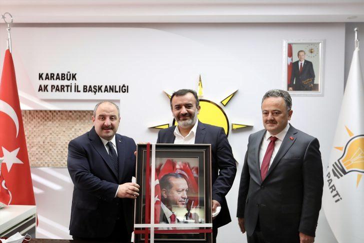 Bakan Varank Karabük'te esnafı ziyaretinde bulundu, vatandaşlarla sohbet etti G4