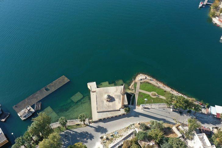 Halfeti’nin simgesi olan Ulu Cami, turizme kazandırılmak için su yüzeyinden yükseltilecek G3