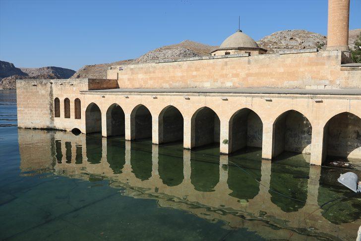 Halfeti’nin simgesi olan Ulu Cami, turizme kazandırılmak için su yüzeyinden yükseltilecek G4