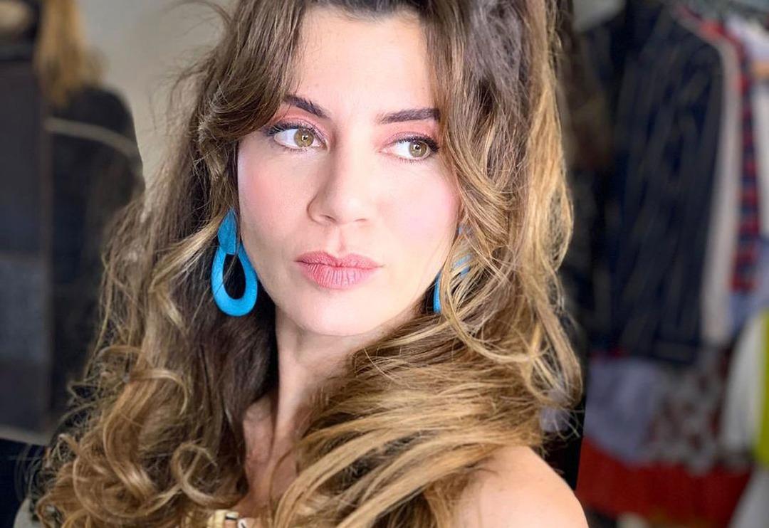 G&ouml;k&ccedil;e Bahadır'ın değişimi şaşırttı! Estetik mi?