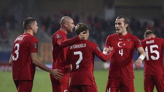 Karadağ - Türkiye maçı muhtemel 11'ler!
