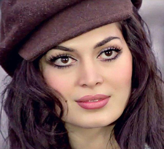 Yeşilçam'ın en güzel kadını Türkan Şoray bakın nasıl keşfedilmiş!