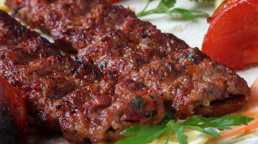 Tadına bakan inanamadı! 3 boyutlu yazıcı ile etsiz kebap ürettiler