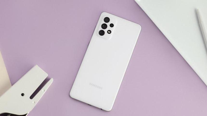 Samsung'un akıllı telefon planı ortaya çıktı: 52 haftaya 52 telefon!