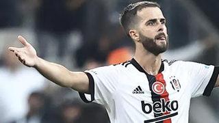 Fotoğrafı basına sızdırıldı! Pjanic'e şok