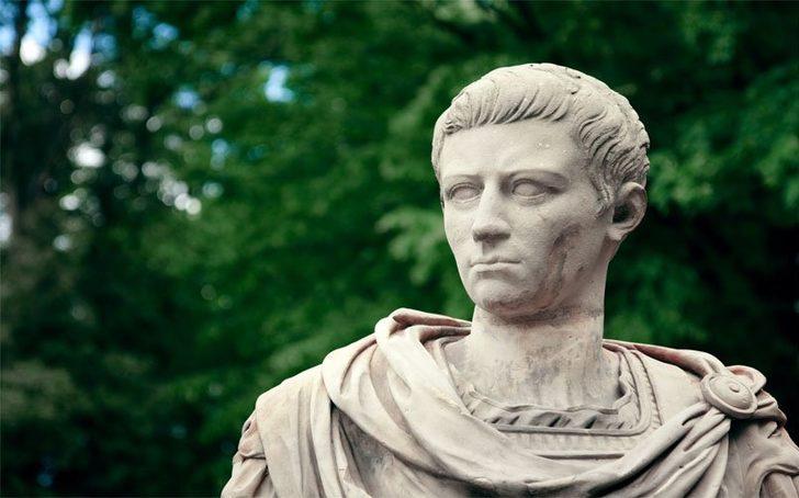 Dünyanın en sapık imparatoru! 'Şehvet Canavarı' Caligula'nın hayatı duyanları dehşete düşürüyor G2