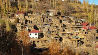 Bitlis’in tarihi taş evlerinde sonbahar kalabalığı! Ziyaretçi akını yaşandı