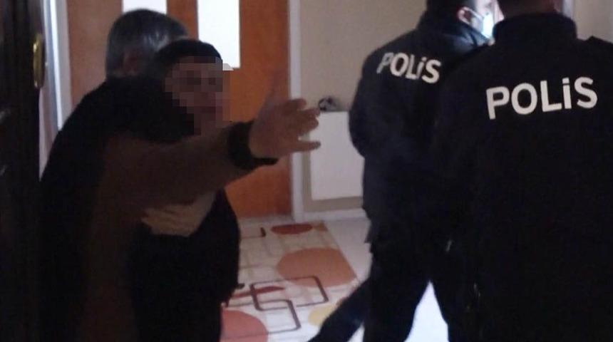 Hareketli dakikalar! Annesini mutfağa kilitledi, babası olayı duyup gelince ortalık karıştı