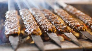 Şiş köfte nasıl yapılır? İşte şiş köfte tarifi ve malzemeleri