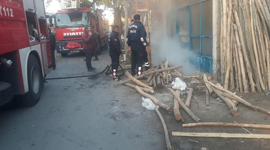 Marangozlar sitesinde korkutan yangın!