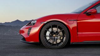 Porsche Taycan ailesi büyüyor! Taycan GTS ve Taycan GTS Sport Turismo görücüye çıktı