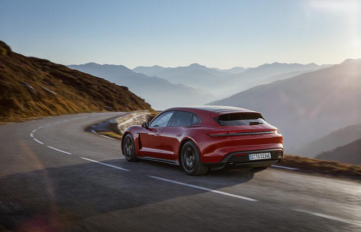 Porsche Taycan ailesi büyüyor! Taycan GTS ve Taycan GTS Sport Turismo görücüye çıktı G1