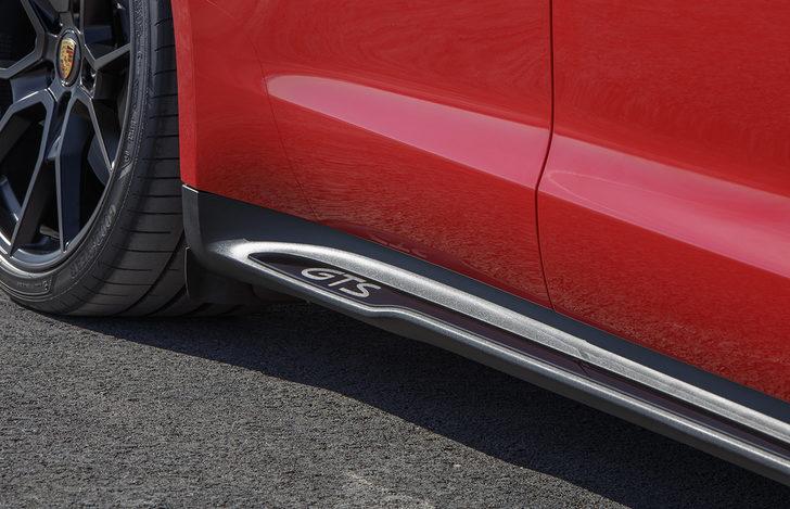 Porsche Taycan ailesi büyüyor! Taycan GTS ve Taycan GTS Sport Turismo görücüye çıktı G3
