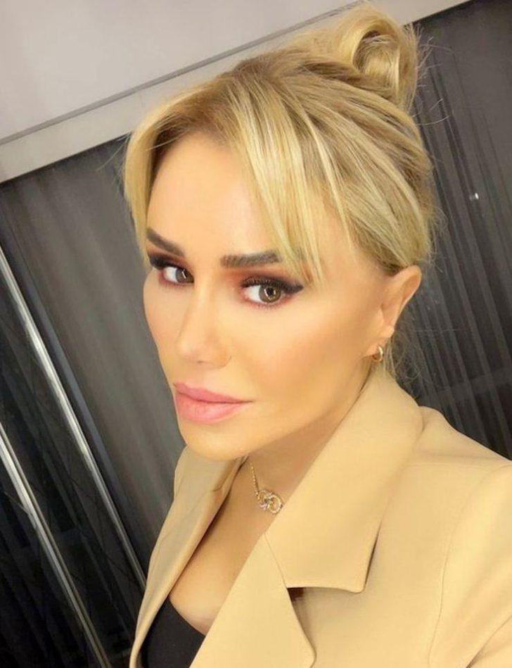 Türkücü Ceylan’ın kızı Melodi Bozkurt estetikte annesinden geride kalmıyor G5