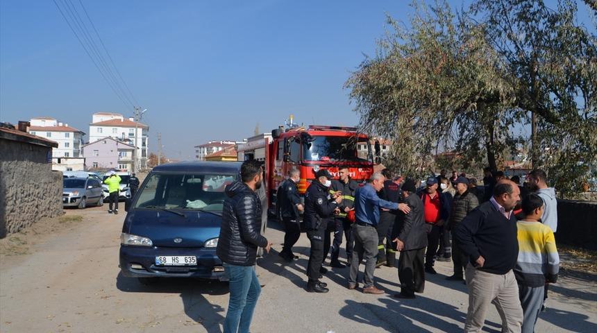 Aksaray'da minibüsün altında kalan yaşlı adam öldü