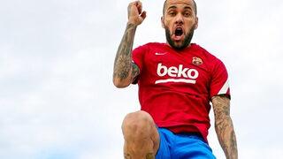 Dani Alves: Barcelona'da bedava bile oynarım