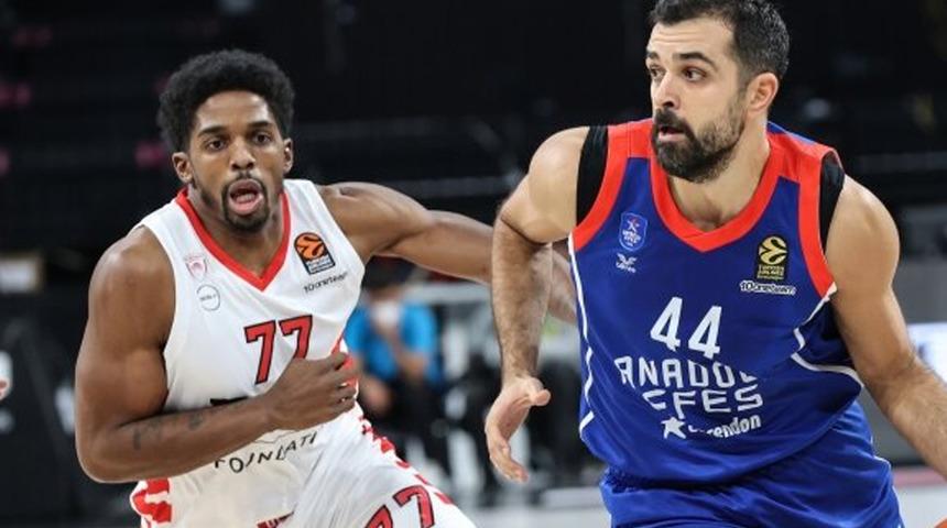 Anadolu Efes'ten Olympiakos'a geçit yok!
