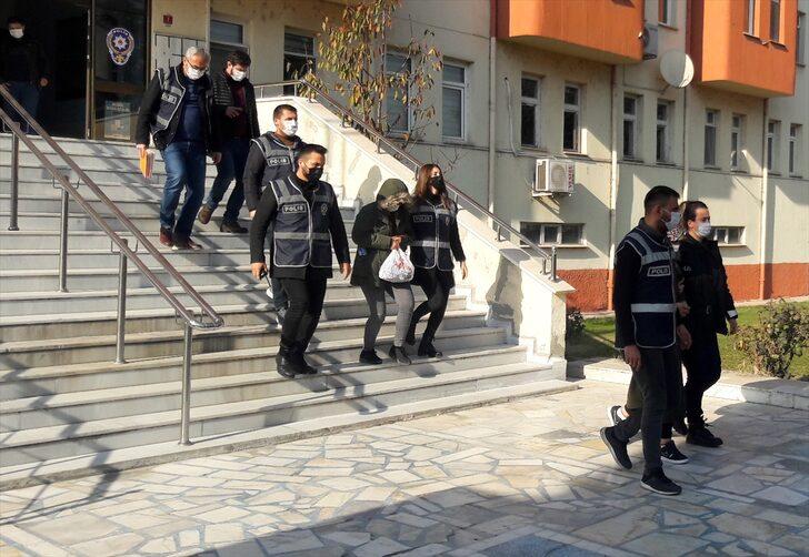 Kütahya'da evlilik vaadiyle dolandırıcılık yaptığı iddia edilen 3 zanlı yakalandı G1