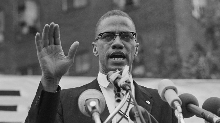 Malcolm X suikastı: &Ouml;m&uuml;r boyu hapis cezası alan iki kişi hakkındaki su&ccedil;lamalar d&uuml;ş&uuml;r&uuml;l&uuml;yor
